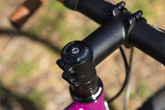 Fairdale Weekender Nomad (Gloss Berry in XS-XL)